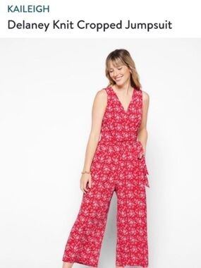 Kaileigh Red Floral Cropped Wide
Leg Jumpsuit Belted Waist
Sleeveless. Sz L.